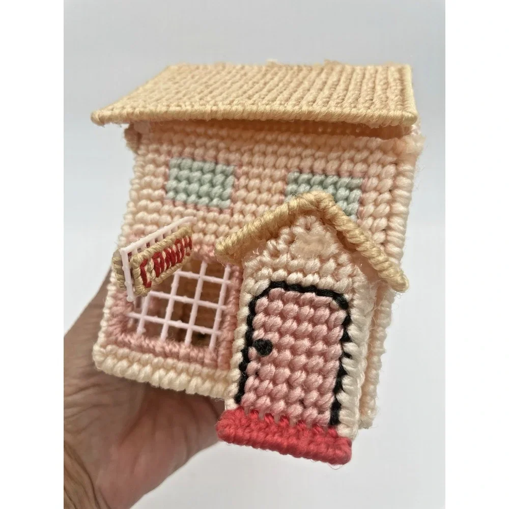 Vtg 70s Handmade Yarn Needlepoint Completed‎ School House Candy Plastic Canvas